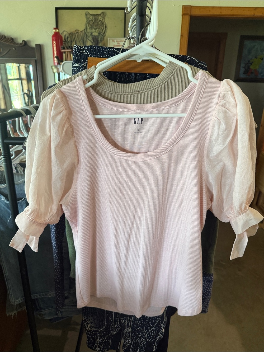 GAP Light Pink Puff Sleeve Short Sleeve Tee